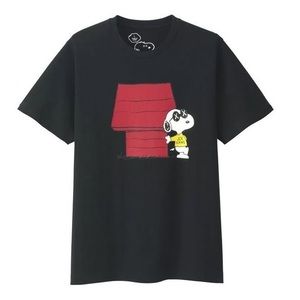 Uniqlo joe kaws tee